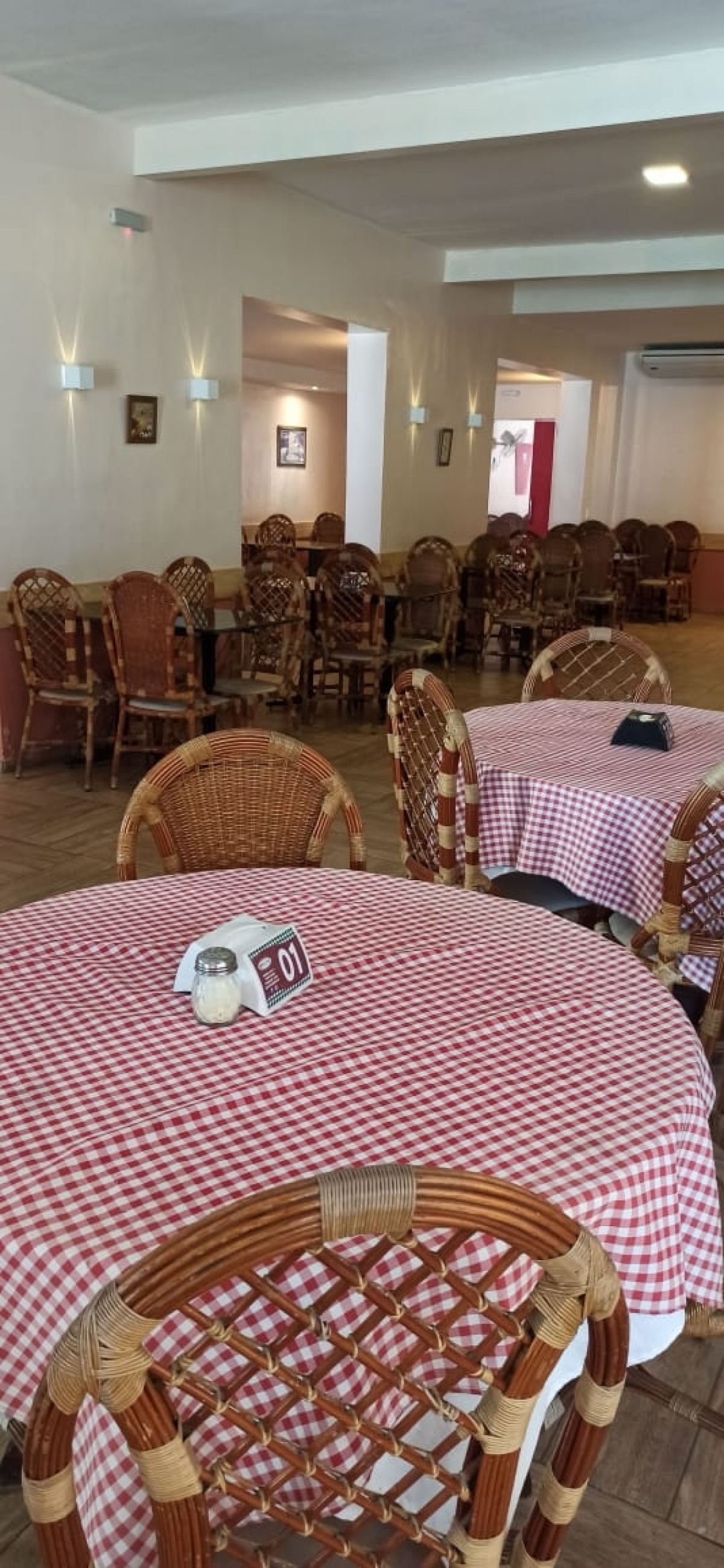 Passo ponto completo de Restaurante, com excelente localização