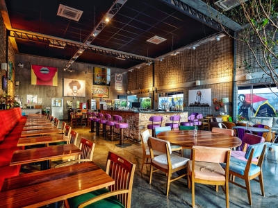 Moderno e Conceituado Restaurante e bar em Goiânia