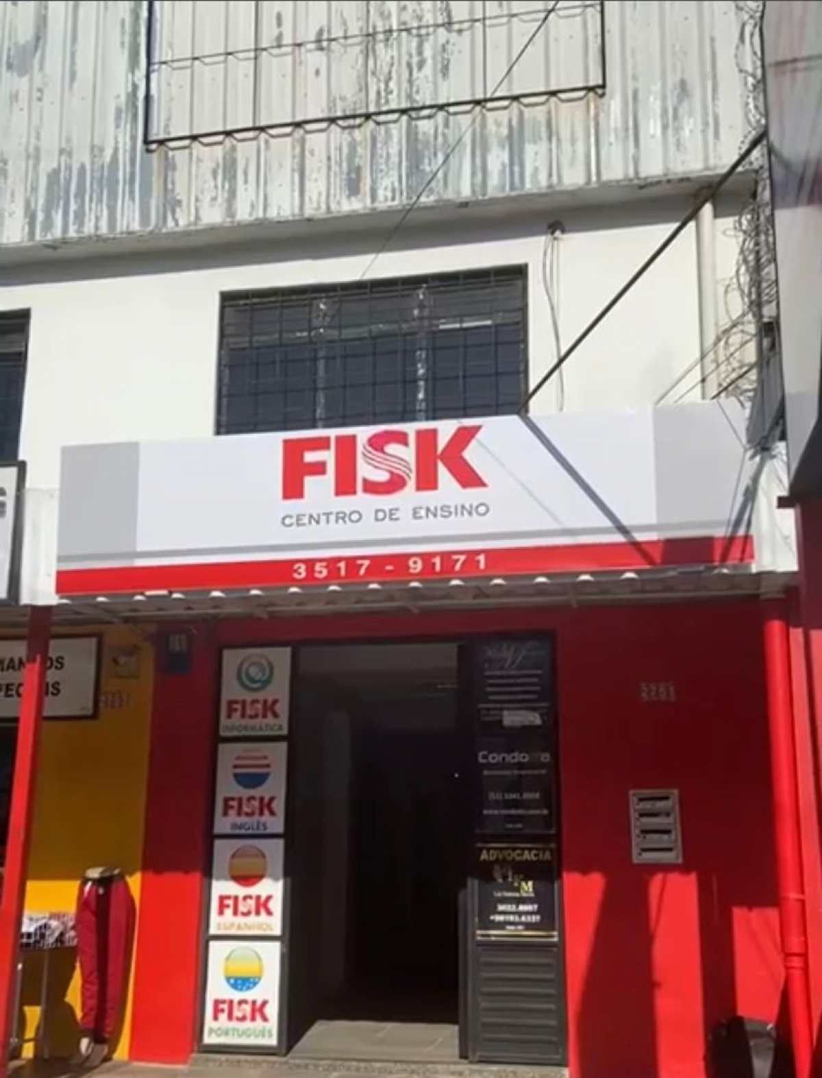 Escola de Idiomas Fisk à venda