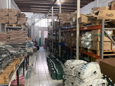 Vendo Distribuidora de materiais de limpeza e equipamentos