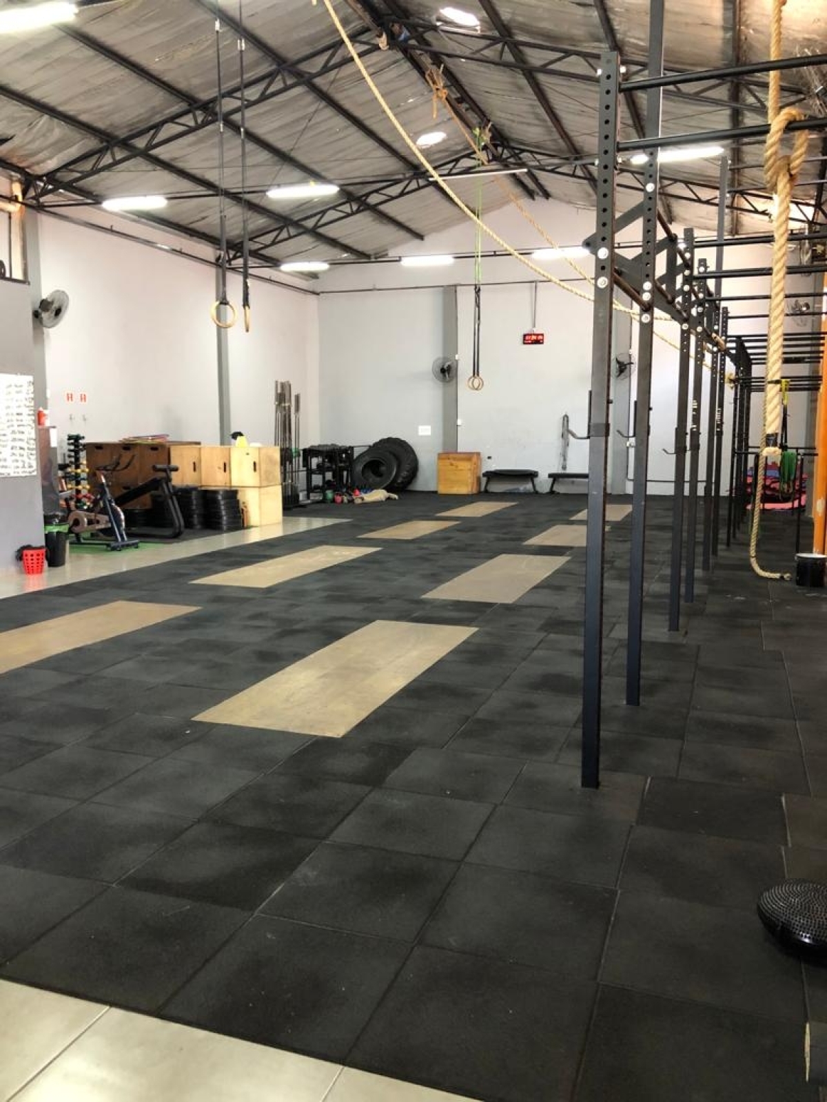 Box de Crossfit com cantina em Londrina 