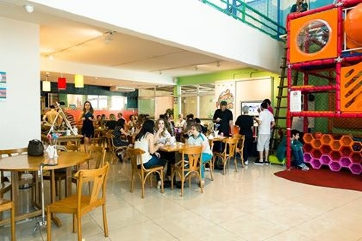Buffet zona oeste passa o ponto - local nobre