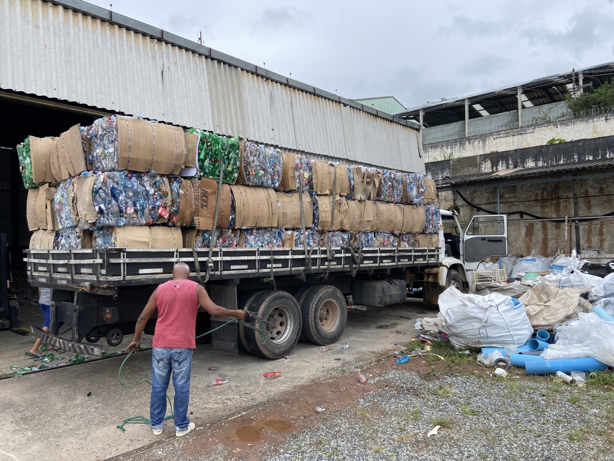 Vende-se Empresa de Reciclagem e Meio Ambiente 