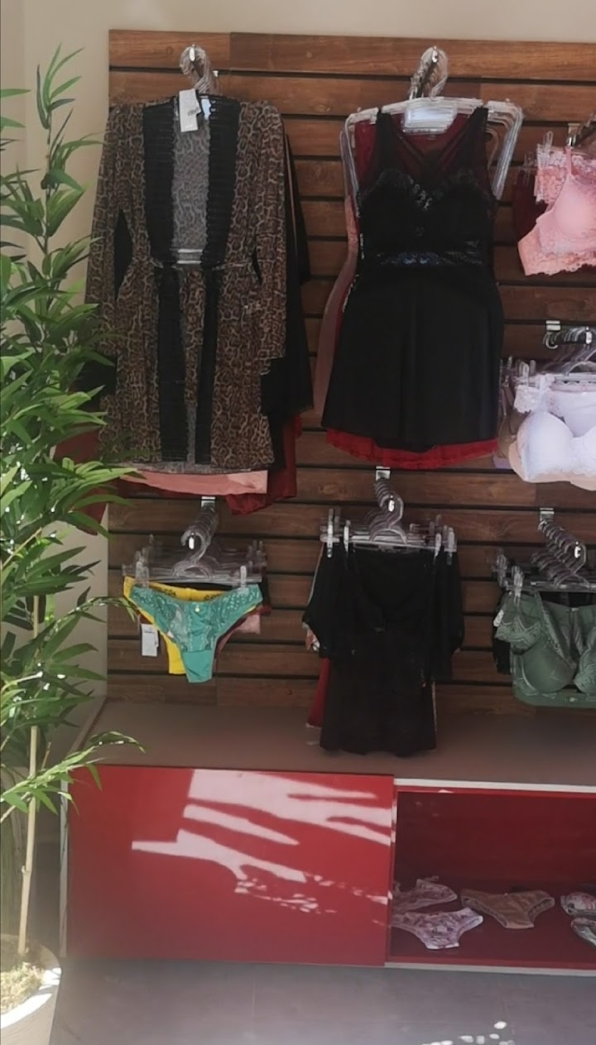 Loja licenciada de moda intima, praia e fitness