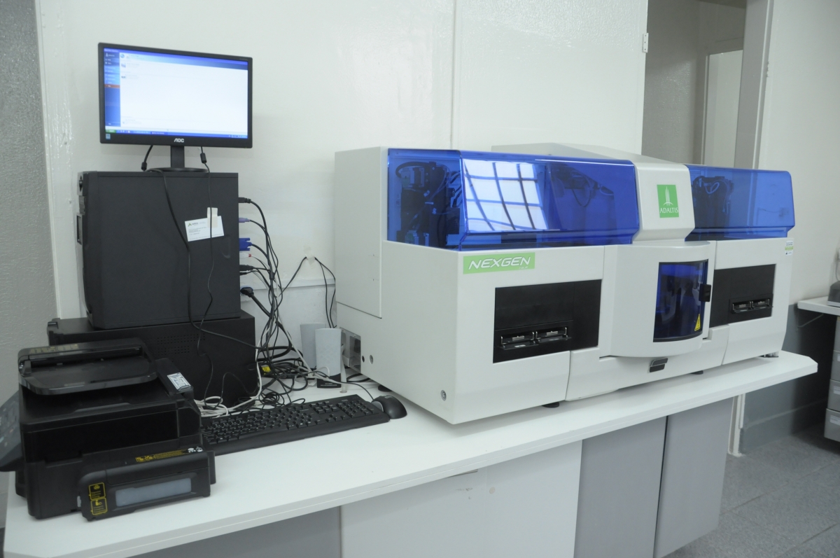 Vendo laboratório de analises clinicas 