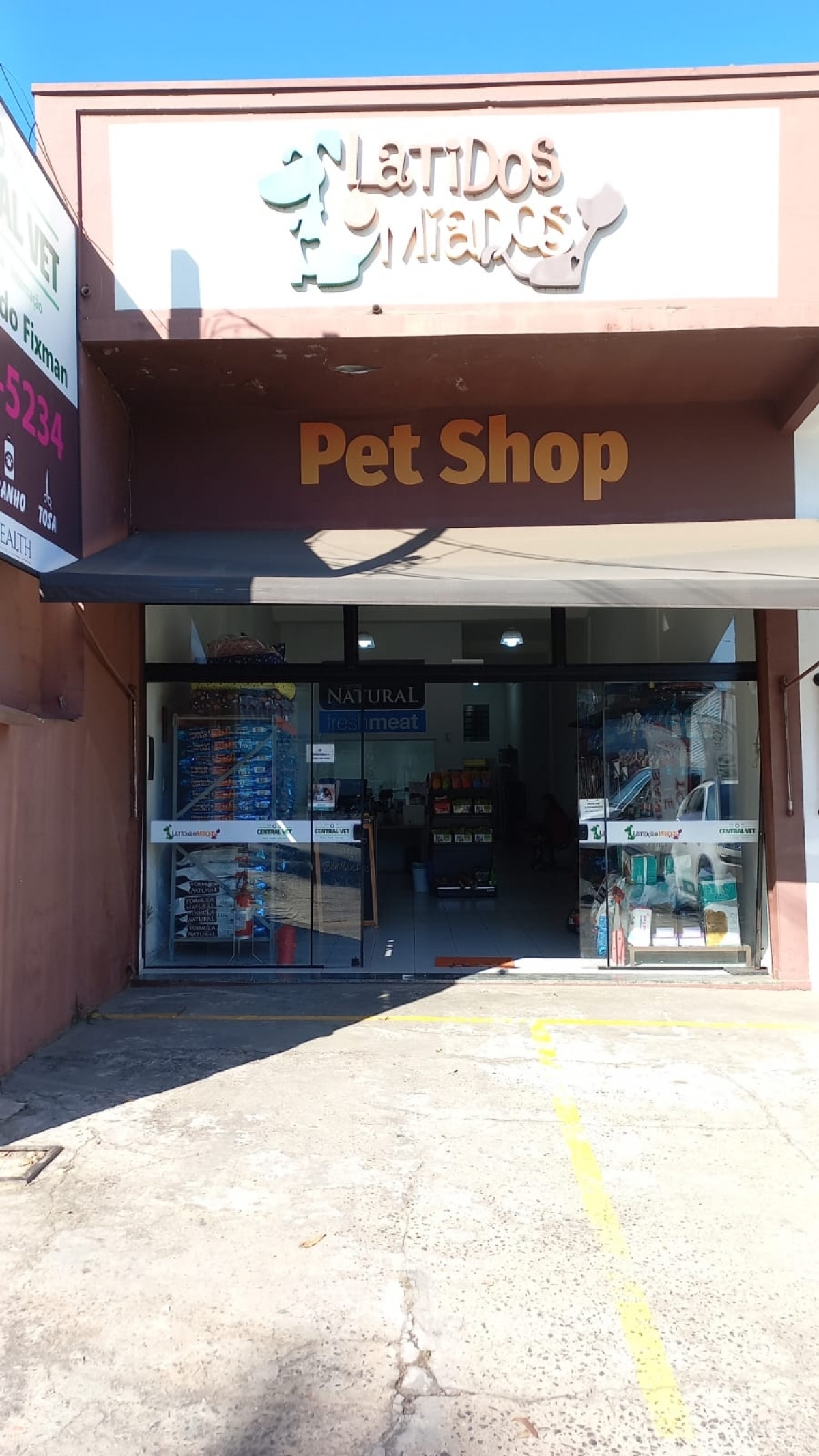 clínica veterinária , banho e tosa e Pet Shop