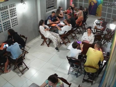 VENDO HAMBURGUERIA FAMOSA COM 2 LOJAS