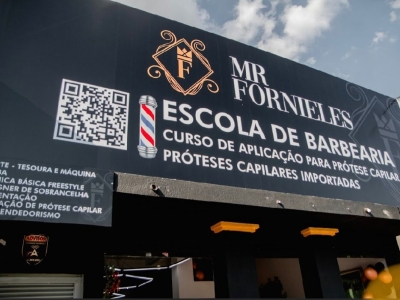 Barbearia com 7 Cadeiras