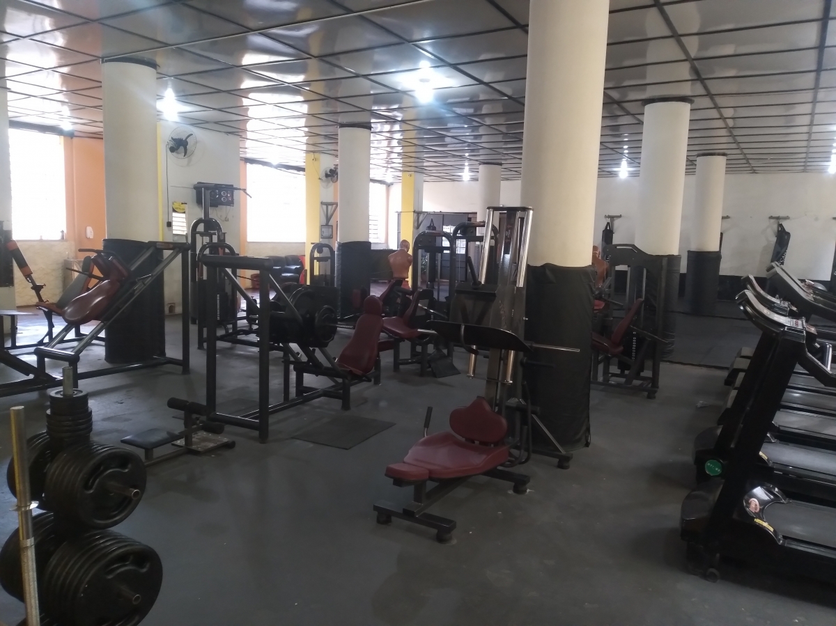 ACADEMIA DE MUSCULAÇÃO  (35) 98807 3884