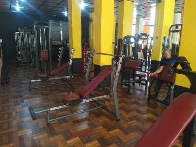 ACADEMIA DE MUSCULAÇÃO  (35) 98807 3884