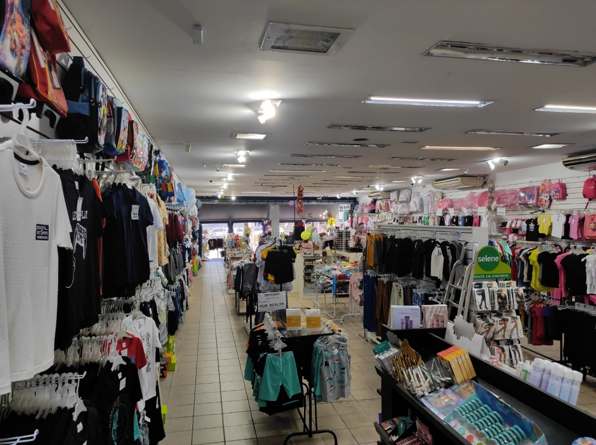 Vendo 2 lojas de artigos infantis nos principais pontos comerciais de Porto Alegre