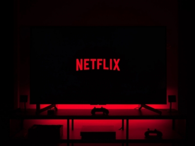 Podutora de Filmes regulamentada pelo Ancine com distribuição para Netflix