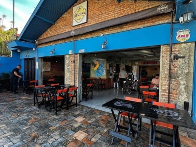 Bar restaurante especializado em comida brasileira