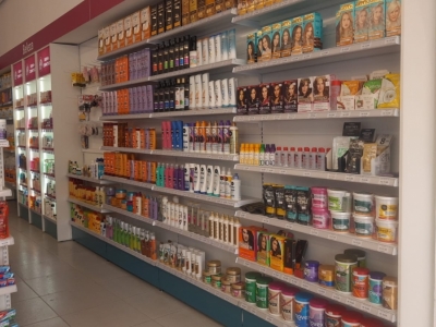 Farmacia, em bairro populoso