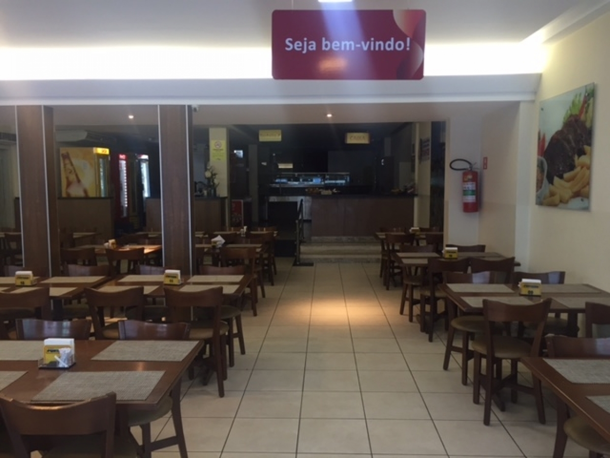 restaurante self service com churrasco almoço e rest e pizzaria a noite