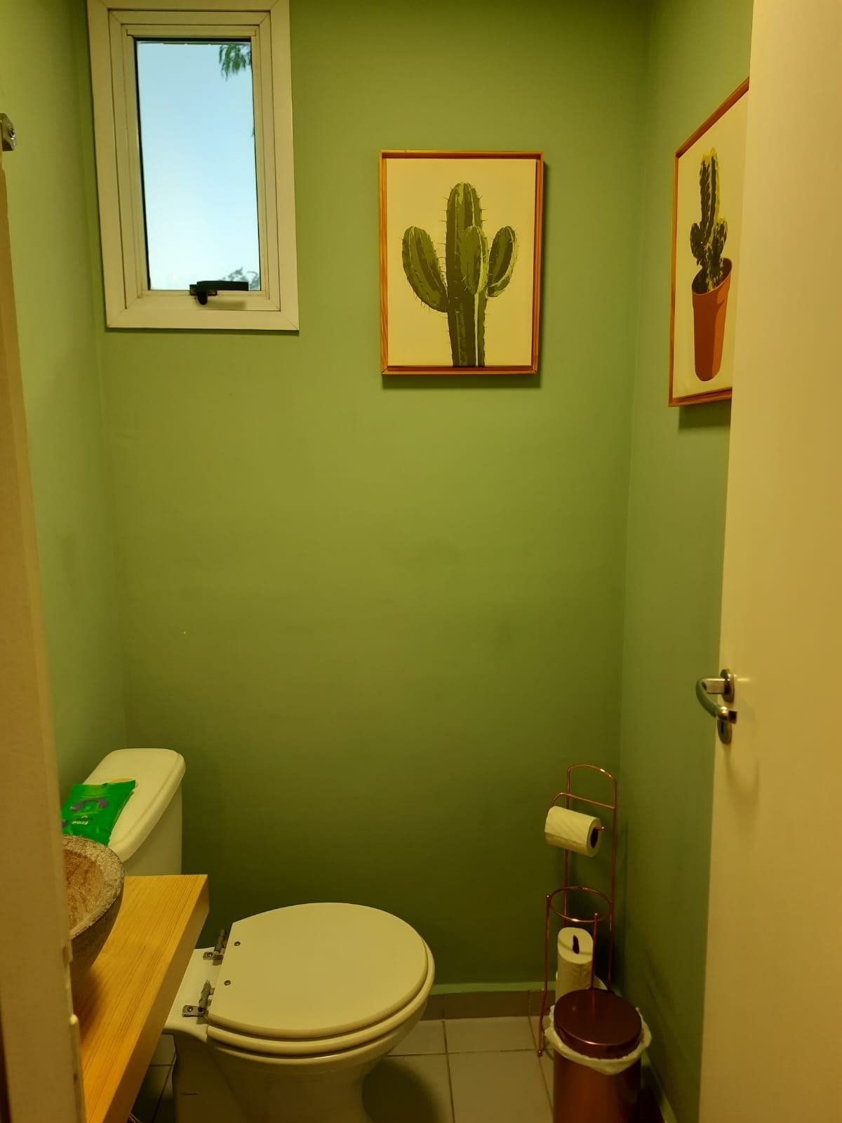 Passo Ponto lindo espaço finamente decorado para médicos, estética, fisioterapia, odonto, dermato