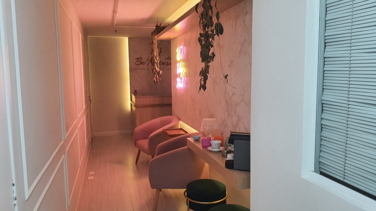 Passo Ponto lindo espaço finamente decorado para médicos, estética, fisioterapia, odonto, dermato
