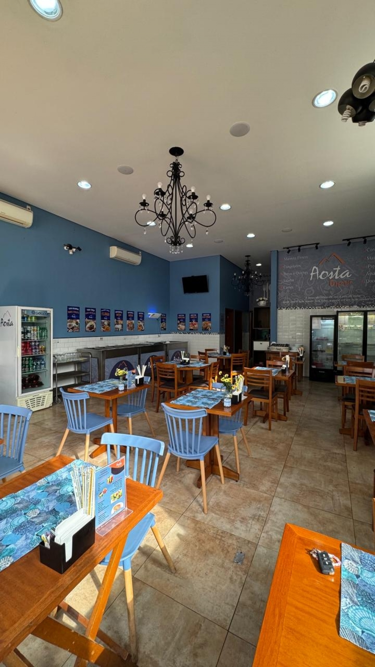 Excelente Restaurante à Venda – Buffet por Quilo e Delivery – Somente almoço em Jandira/SP, próximo a Barueri e Granja Viana - 11 Anos de Tradição e Lucro Comprovado.
