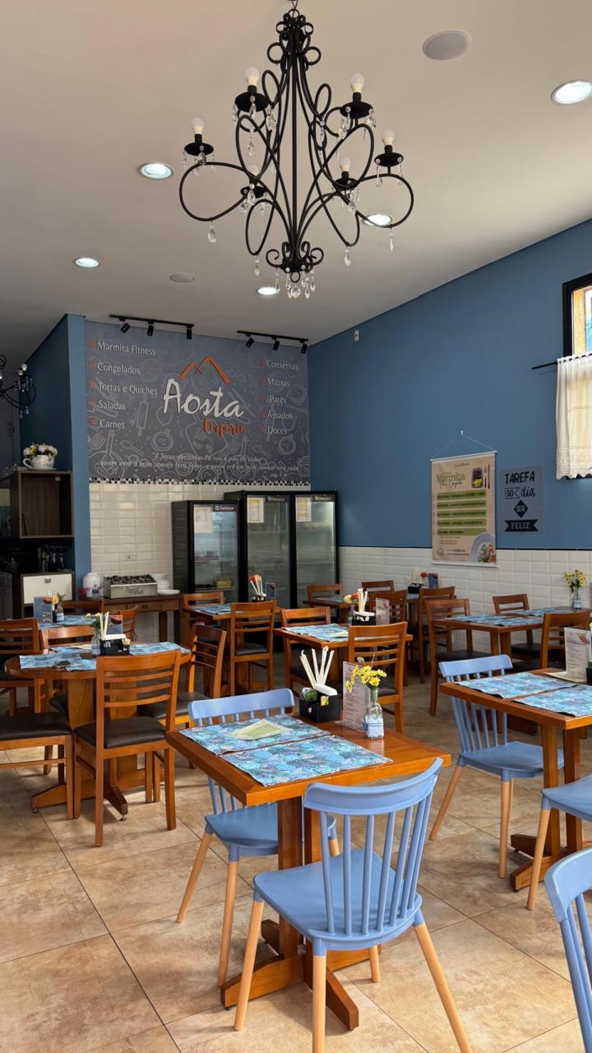 Excelente Restaurante à Venda – Buffet por Quilo e Delivery – Somente almoço em Jandira/SP, próximo a Barueri e Granja Viana - 11 Anos de Tradição e Lucro Comprovado.