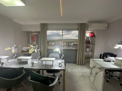 Esmalteria de Luxo no Lago Norte