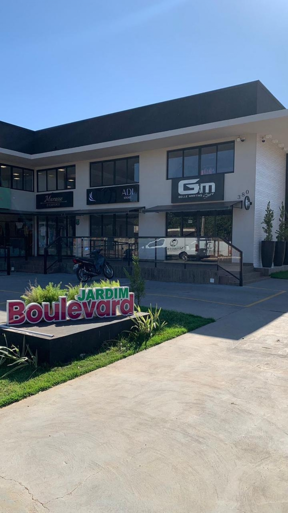 Vendo condomínio comercial de alto padrão na rota bioceânica