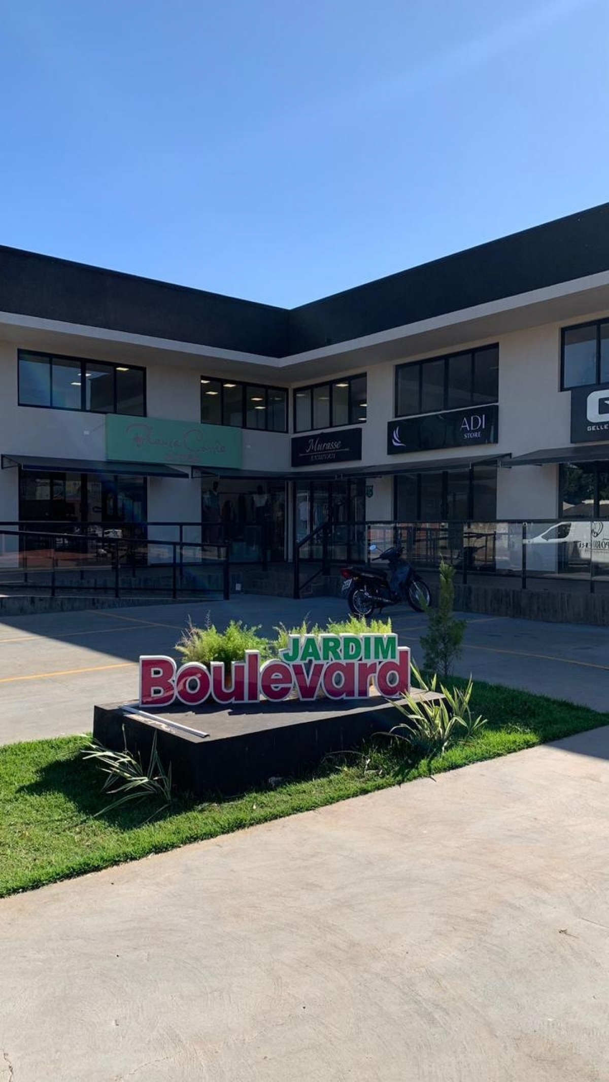 Vendo condomínio comercial de alto padrão na rota bioceânica