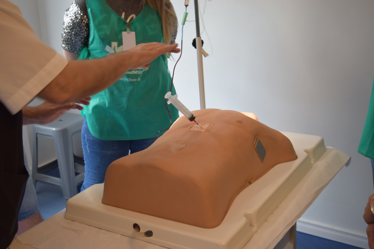 CETS, Centro de Ensino e Treinamento em Saúde - Cursos de treinamento para profissionais da saúde