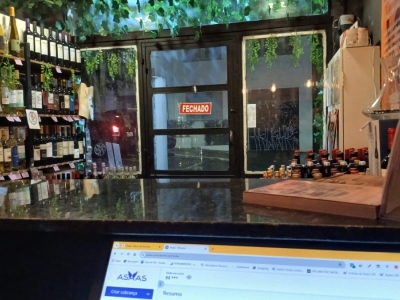 Loja de Vinhos Fisica e Loja no Ifood  Bairro Santa Cecilia