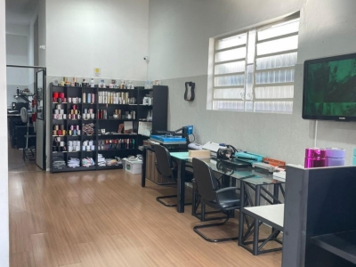 VENDE-SE ASSISTÊNCIA TÉCNICA DE INFORMÁTICA EM PLENA ATIVIDADE – LABORATÓRIO COMPLETO