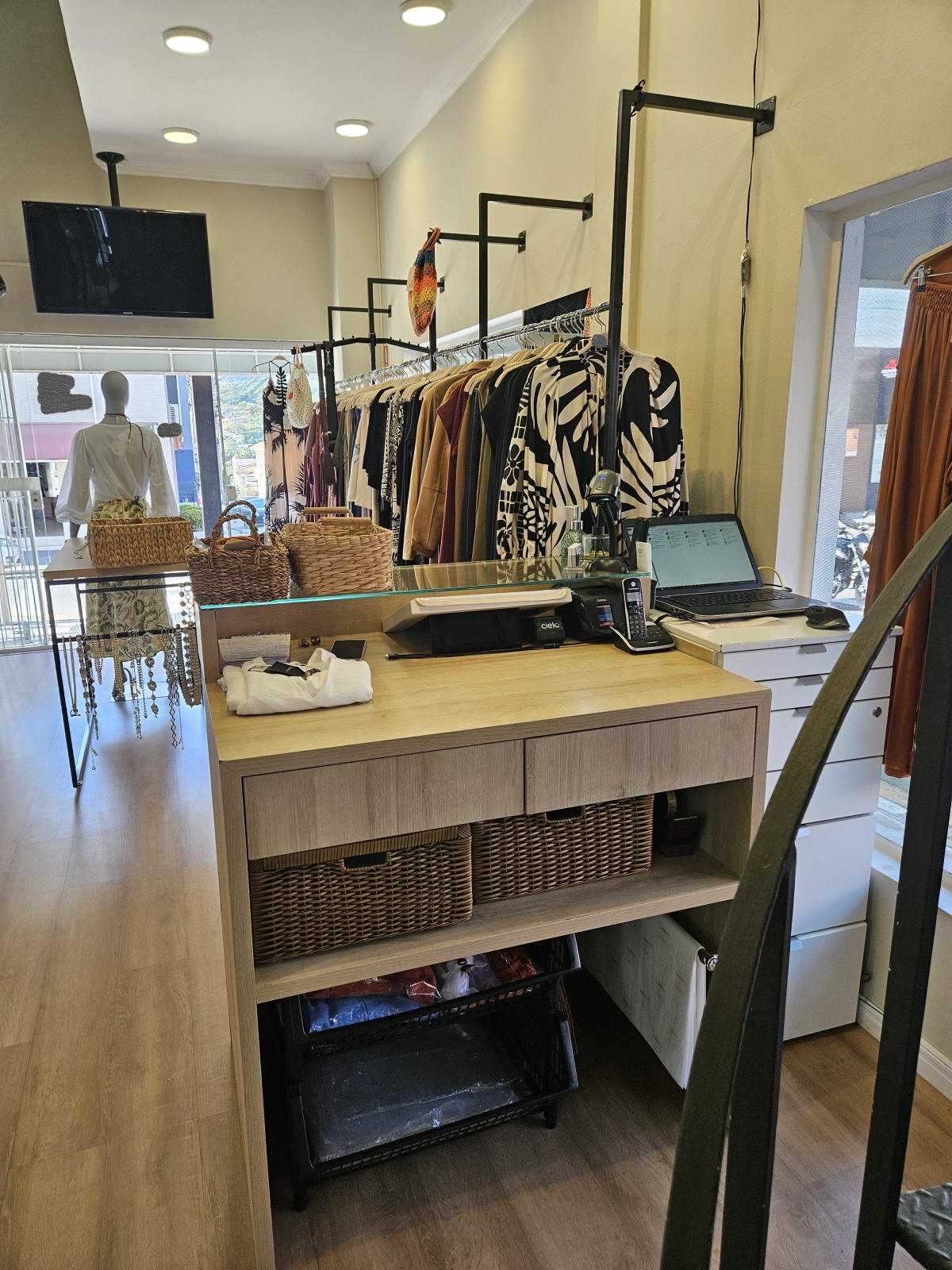 Loja de Roupas Femininas e Acessórios