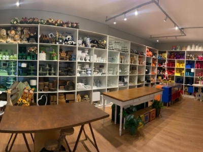 Vendo  loja de locação de itens para festa 