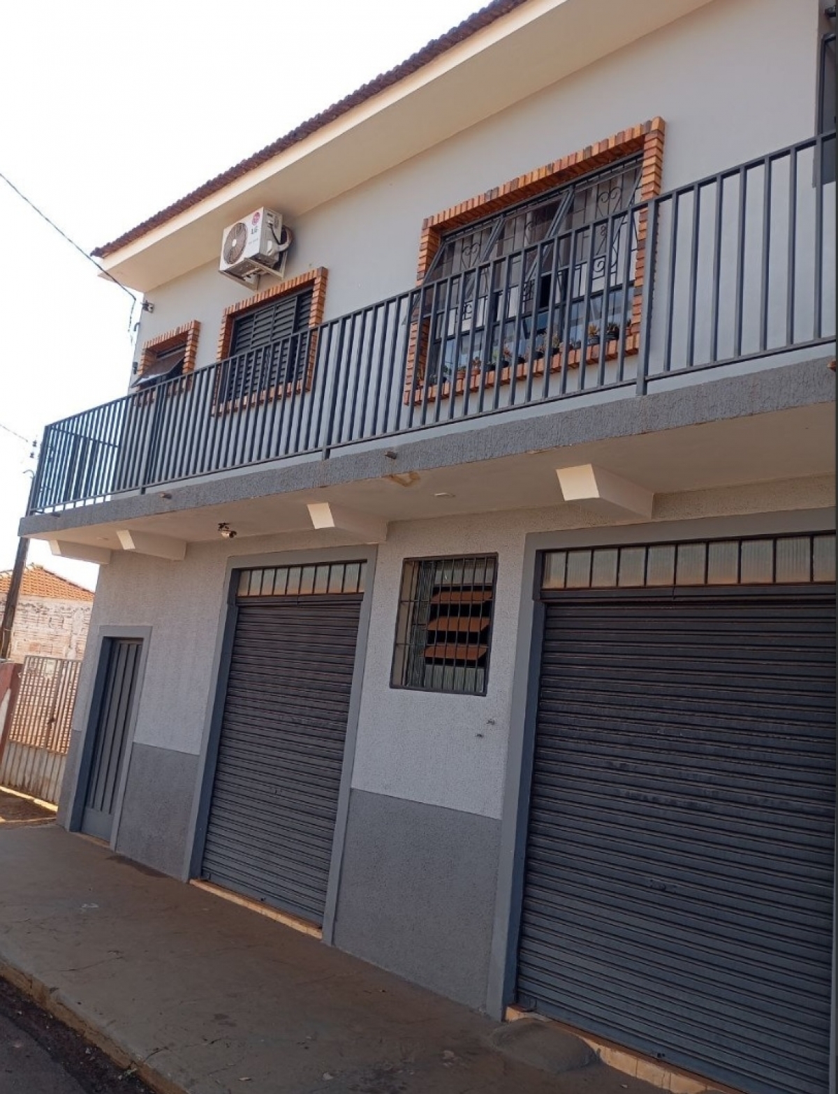 Loja virtual Mercado Livre e Shopee com Imovel 120 m depósito.