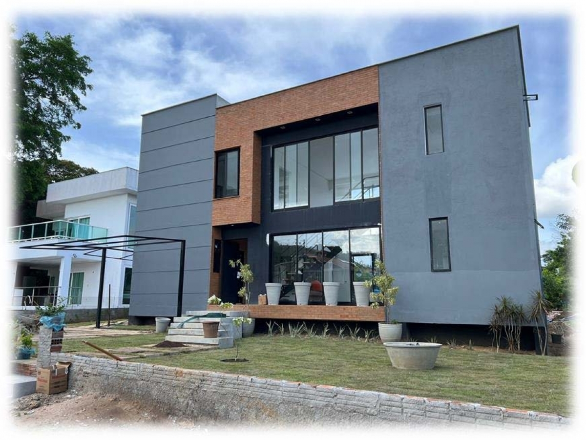 Empresa de engenharia especializada em construção com sistema monolitico (EPS)