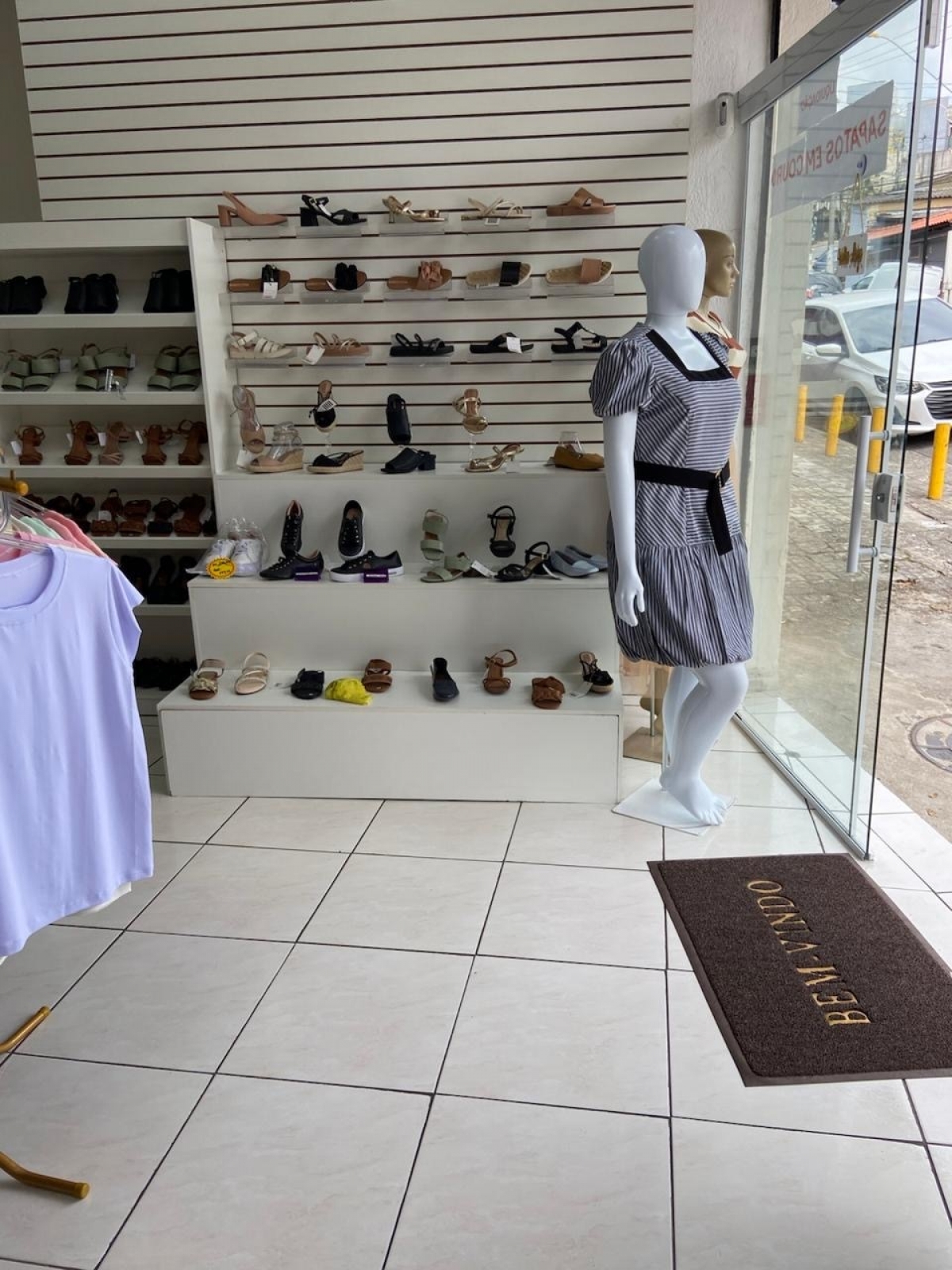 Loja de roupas feminina, Boutique  Com Estoque