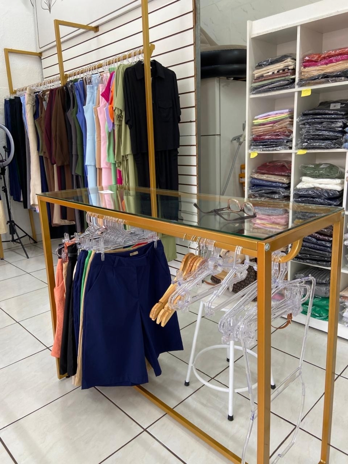 Loja de roupas feminina, Boutique  Com Estoque