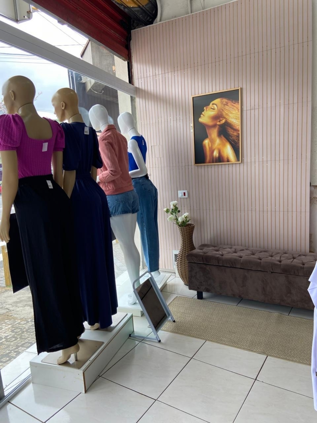 Loja de roupas feminina, Boutique  Com Estoque