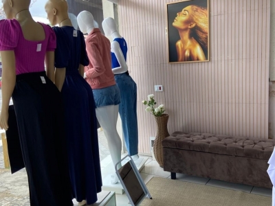 Loja de roupas feminina, Boutique  Com Estoque