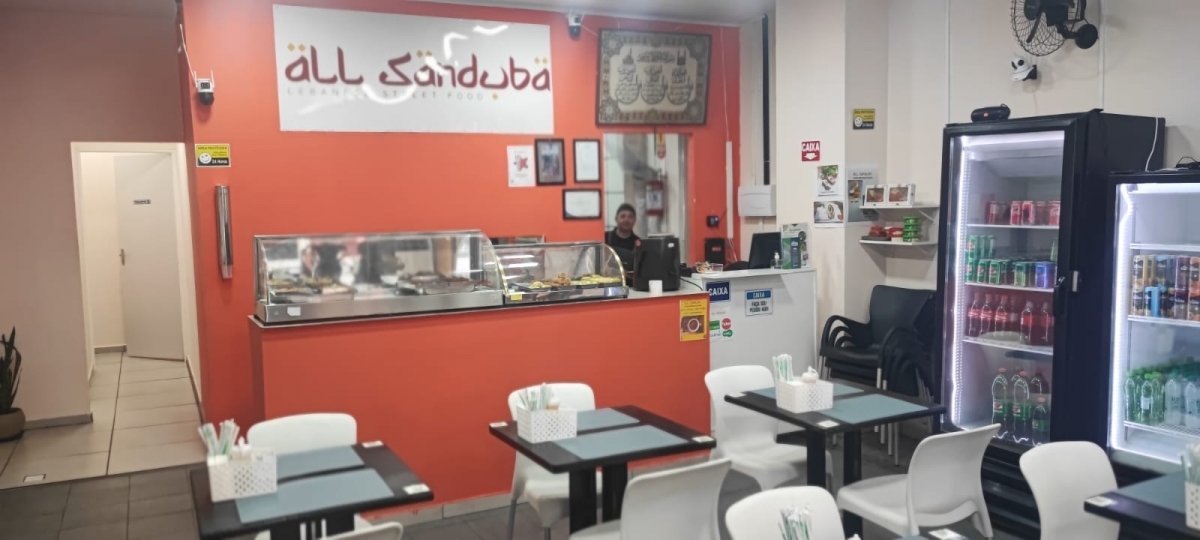 VENDO LANCHERIA ÁRABE DE SUCESSO.