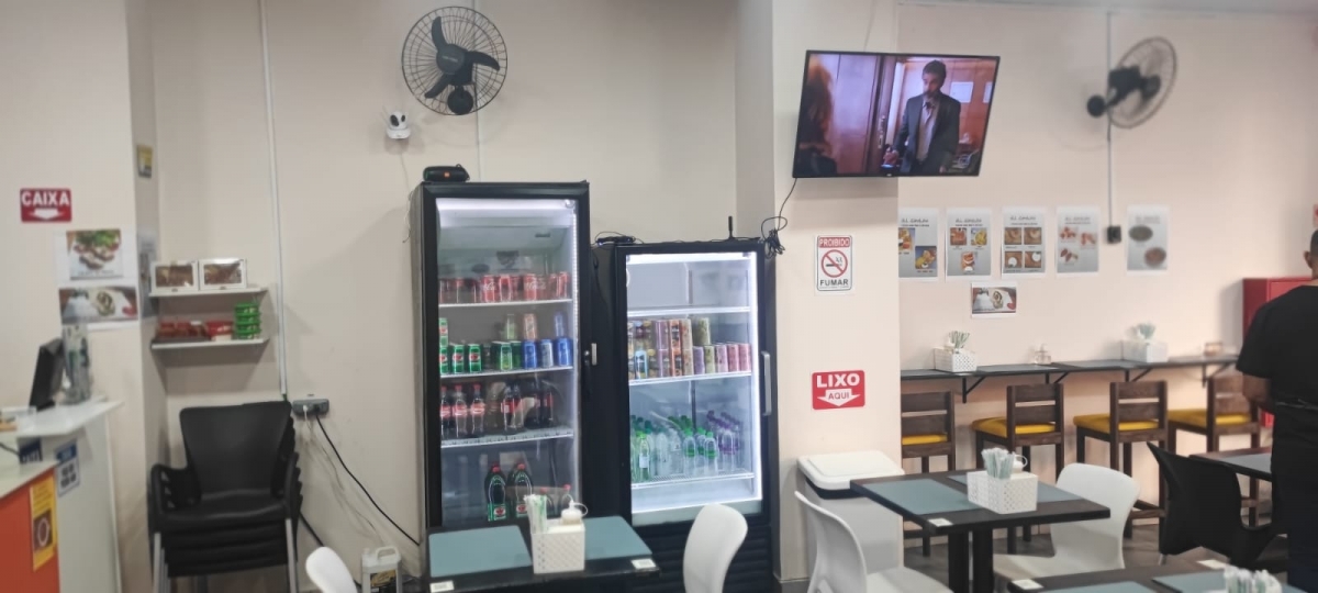 VENDO LANCHERIA ÁRABE DE SUCESSO.