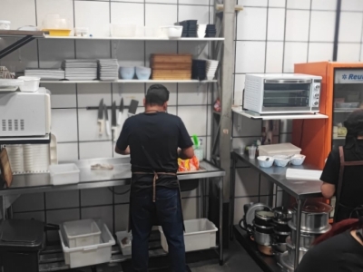 VENDO LANCHERIA ÁRABE DE SUCESSO.