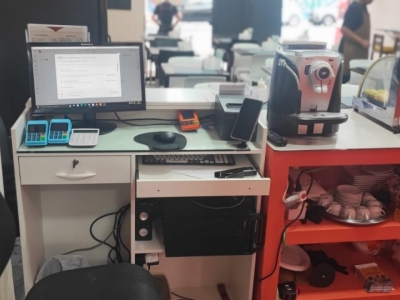 VENDO LANCHERIA ÁRABE DE SUCESSO.