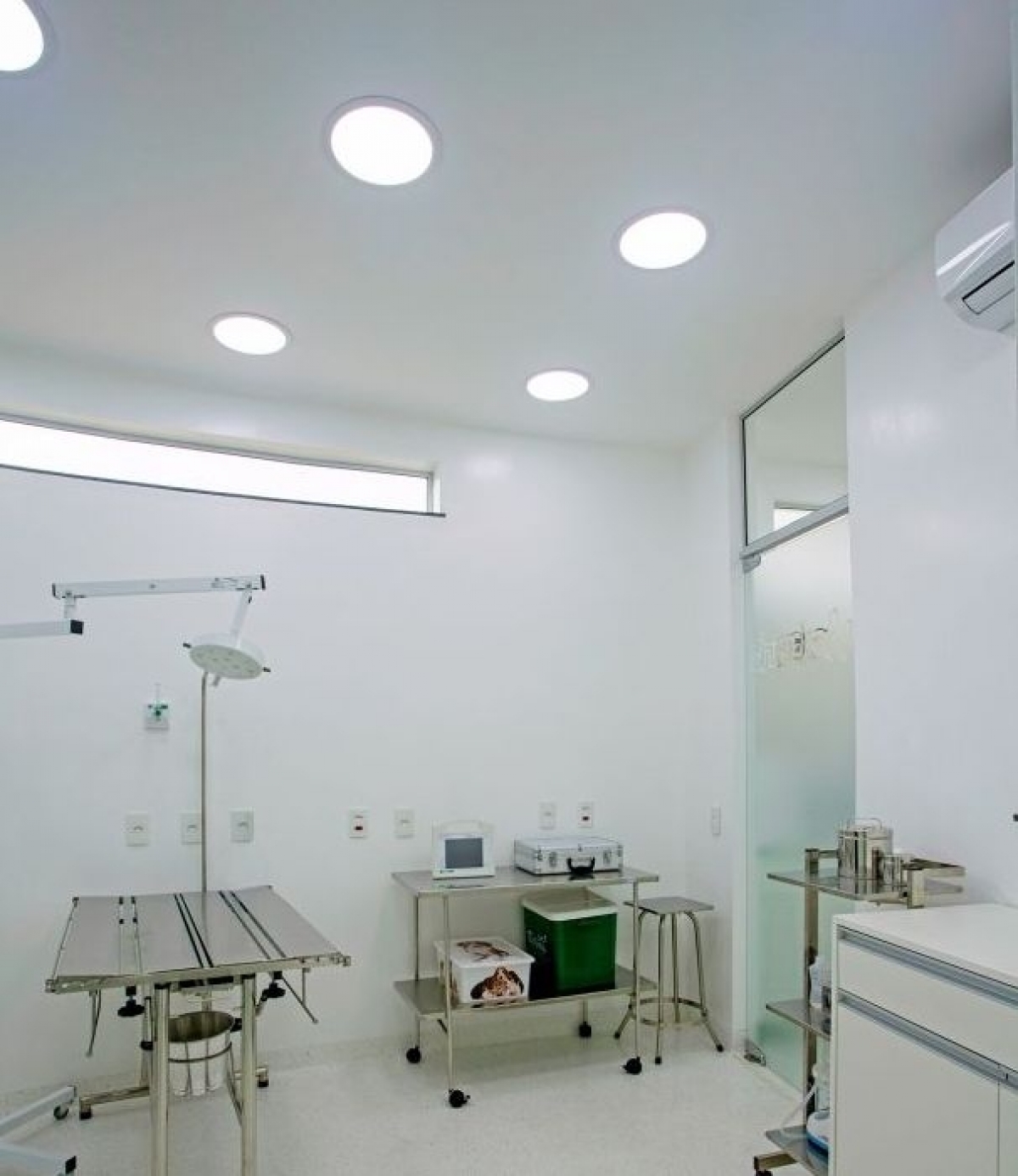 Oportunidade Exclusiva – Centro Veterinário 24h a venda em Belo Horizonte (MG).