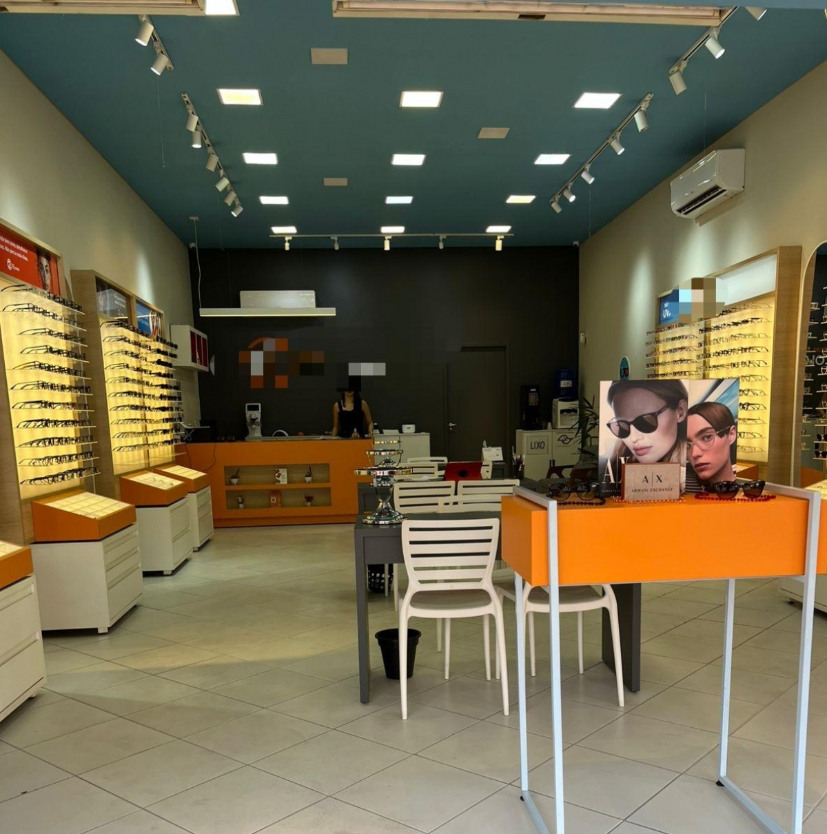 Ótica consolidada à venda em Piracicaba – marca independente, ponto estratégico com grande fluxo de pessoas
