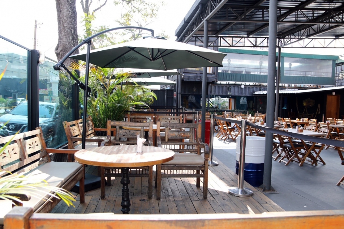 Bar/Restaurante/Casa de show à venda 