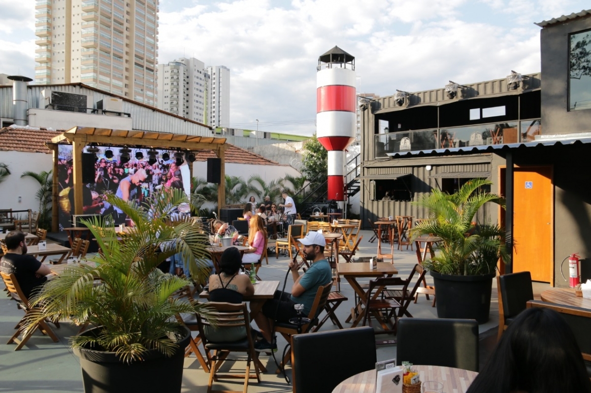 Bar/Restaurante/Casa de show à venda 