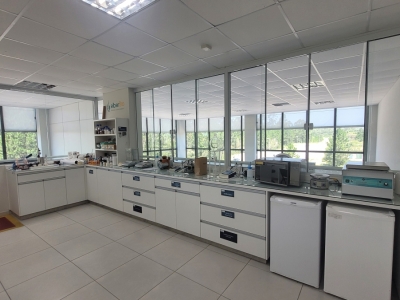 INDÚSTRIA COSMÉTICA A VENDA