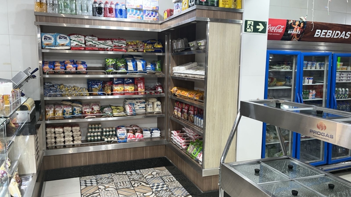 Aurora Delicatessen, uma Delicatessen Tradicional em Bairro Nobre de Salvador 