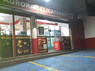 Aurora Delicatessen, uma Delicatessen Tradicional em Bairro Nobre de Salvador 