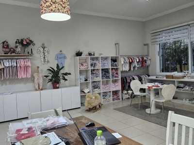 Vende-se operação completa da marca , especializada em moda infantil 