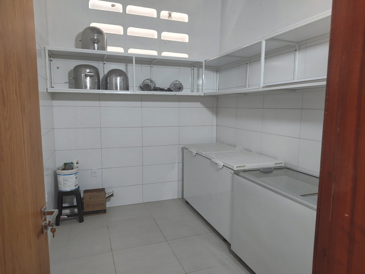 Padaria Completa: Maquinário Moderno e Ponto Montado + 2 Meses de Carência no Aluguel